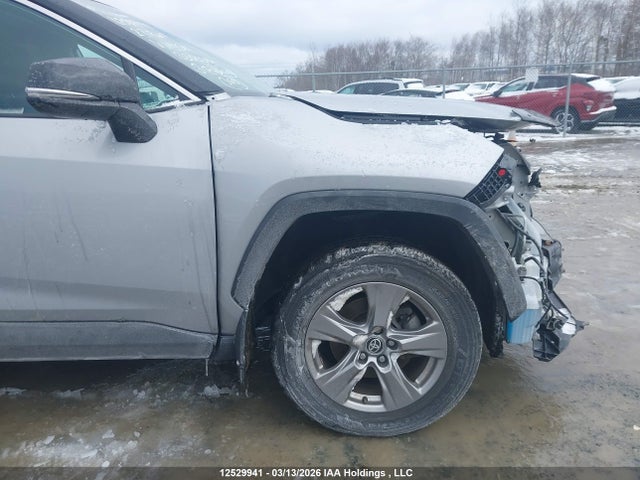 2023 Toyota Rav4 Hybrid Le მანქანა იყიდება აუქციონზე, vin: 2T3BWRFV4PW182581, აუქციონის ნომერი: 12529941