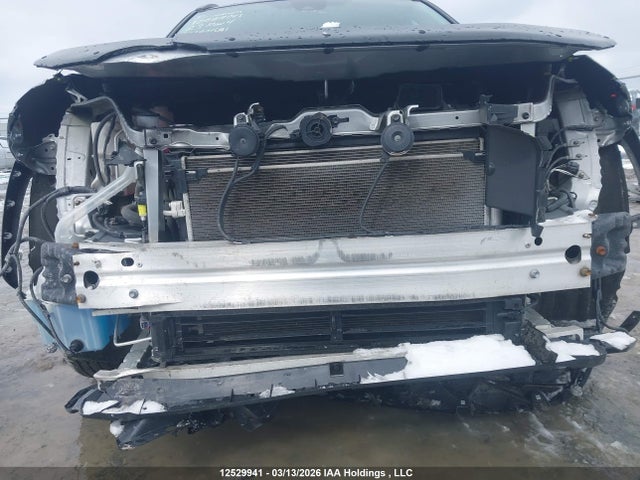 2023 Toyota Rav4 Hybrid Le მანქანა იყიდება აუქციონზე, vin: 2T3BWRFV4PW182581, აუქციონის ნომერი: 12529941