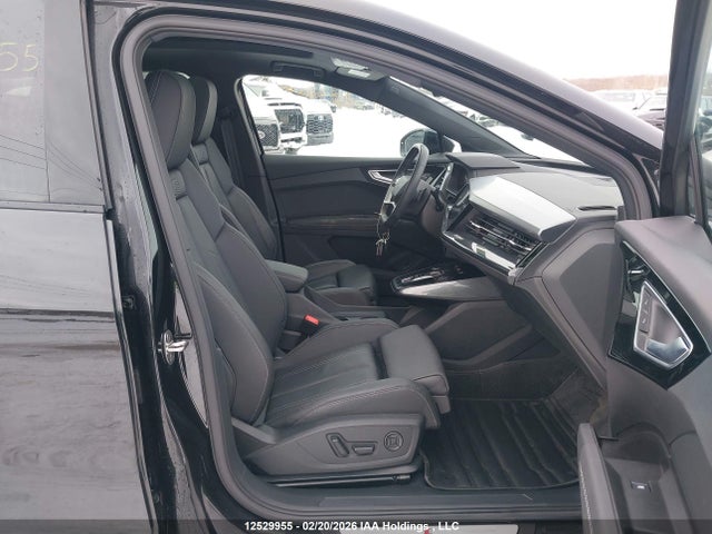 WA1KUAFZ7RP045959 Audi Q4 E-tron Premium