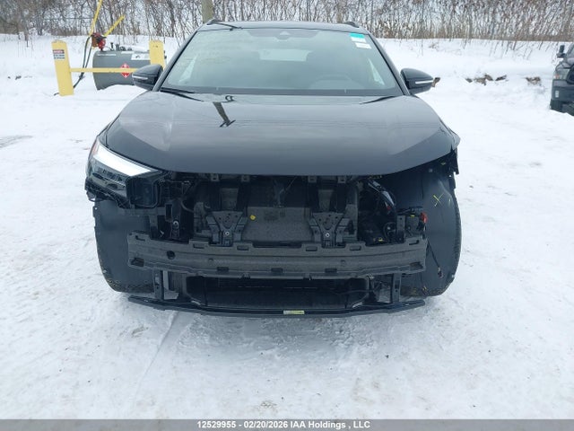 WA1KUAFZ7RP045959 Audi Q4 E-tron Premium