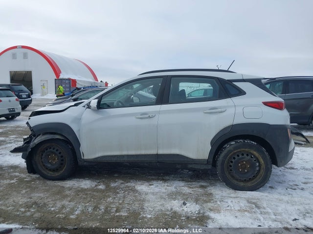 KM8K2CAA4LU447838 Hyundai Kona Sel