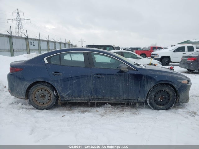 Продаж на аукціоні авто 2021 Mazda Mazda3 Gx, vin: JM1BPAB7XM1308166, номер лоту: 12529981