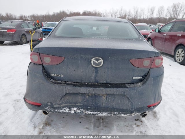 Продаж на аукціоні авто 2021 Mazda Mazda3 Gx, vin: JM1BPAB7XM1308166, номер лоту: 12529981