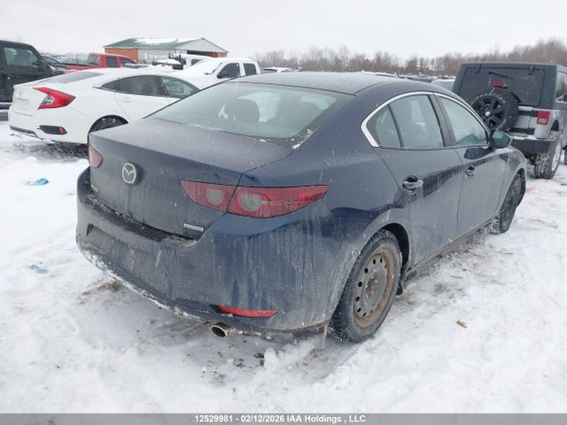Продаж на аукціоні авто 2021 Mazda Mazda3 Gx, vin: JM1BPAB7XM1308166, номер лоту: 12529981