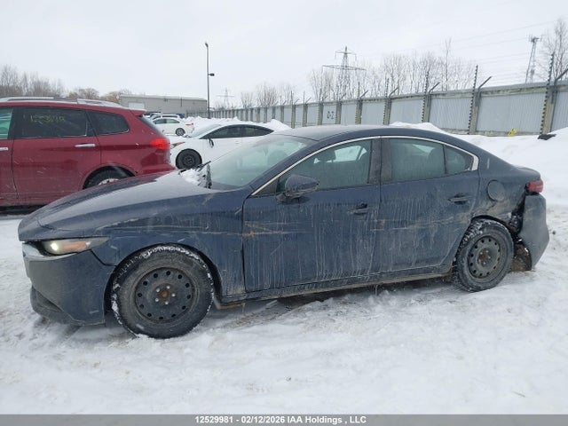 Продаж на аукціоні авто 2021 Mazda Mazda3 Gx, vin: JM1BPAB7XM1308166, номер лоту: 12529981