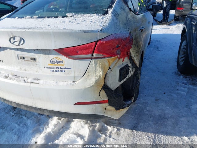 5NPD74LF3HH059126 Hyundai Elantra Le