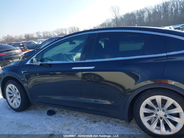 Tesla Model X 100d/75d/p100d 2018 5YJXCBE27JF088267 Image 14