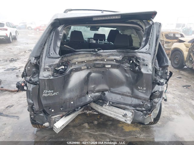 2T3R1RFV8LW085309 Toyota Rav4 Xle