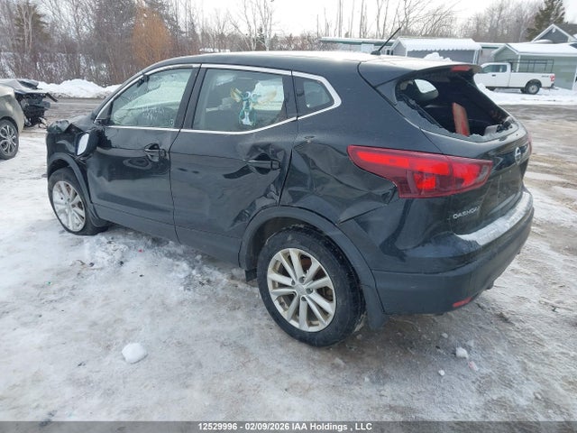 JN1BJ1CP5JW190321 Nissan Qashqai / Rogue Sport