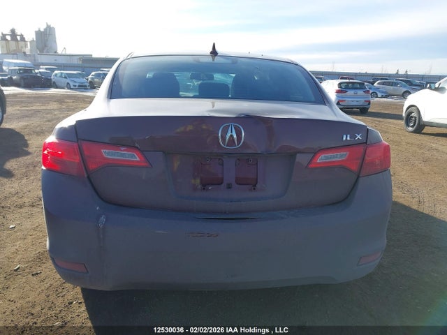 19VDE1F52FE400680 Acura Ilx Premium Package