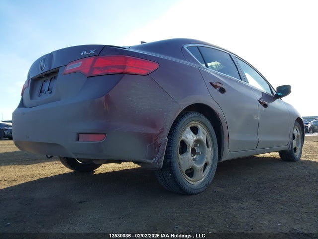 19VDE1F52FE400680 Acura Ilx Premium Package