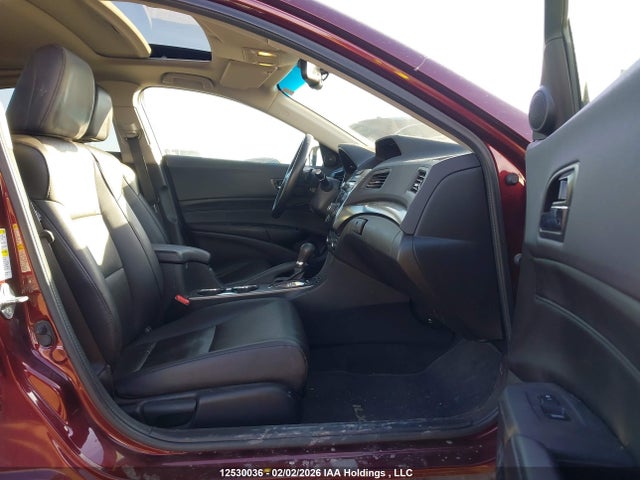 19VDE1F52FE400680 Acura Ilx Premium Package