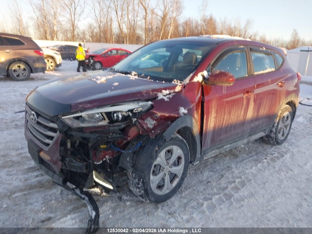 KM8J23A4XJU604601 Hyundai Tucson Base 2.0l