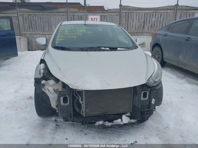 5NPDH4AE3FH560747 Hyundai Elantra Se/sport/limited