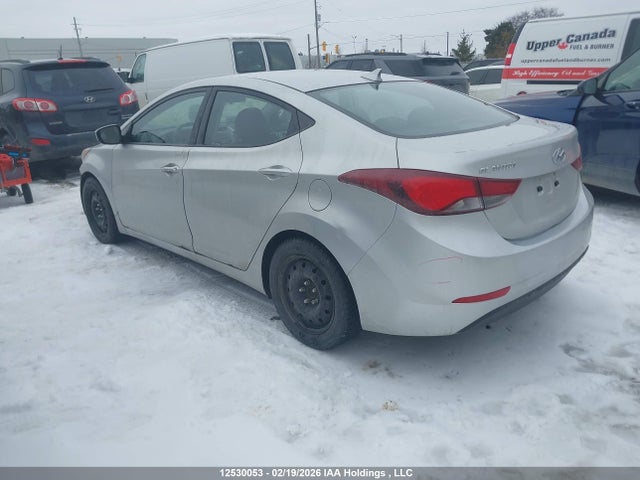 5NPDH4AE3FH560747 Hyundai Elantra Se/sport/limited