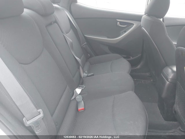 5NPDH4AE3FH560747 Hyundai Elantra Se/sport/limited
