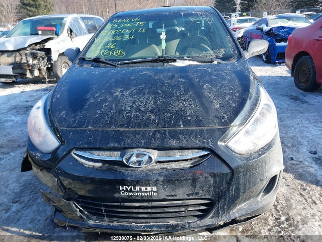 KMHCT4AE6HU202637 Hyundai Accent Le
