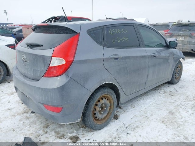 KMHCT5AE7HU341911 Hyundai ACCENT SE