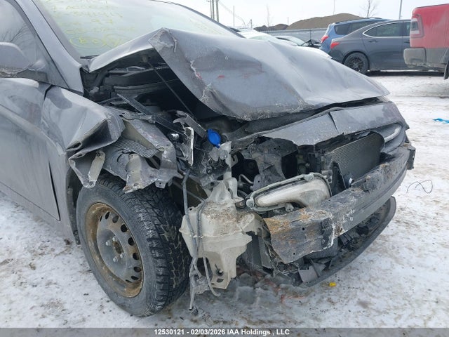 KMHCT5AE7HU341911 Hyundai ACCENT SE