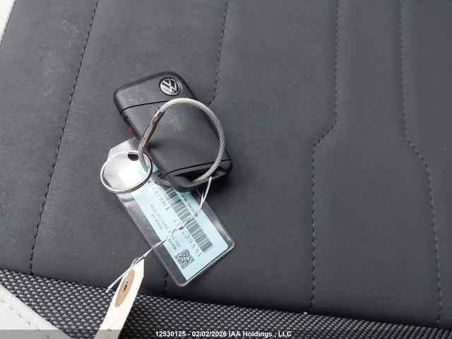 3VVUC7B27TM020328 Volkswagen TAOS SE