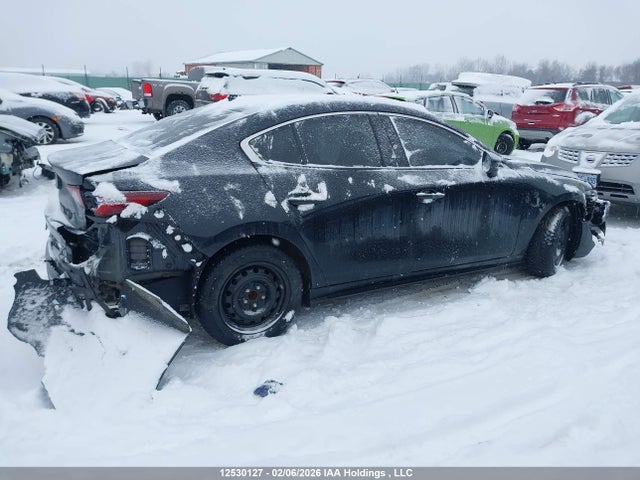12530127 :رقم المزاد ، JM1BPADL4M1324647 vin ، 2021 Mazda Mazda3 Gt مزاد بيع