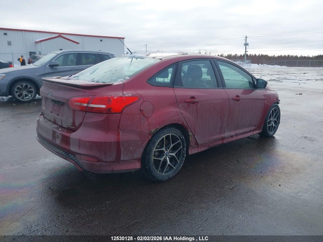 12530128 :رقم المزاد ، 1FADP3F24FL359470 vin ، 2015 Ford Focus Se مزاد بيع