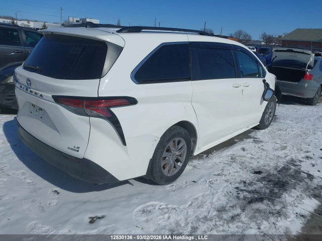 2022 Toyota Sienna მანქანა იყიდება აუქციონზე, vin: 5TDGRKEC3NS098223, აუქციონის ნომერი: 12530136