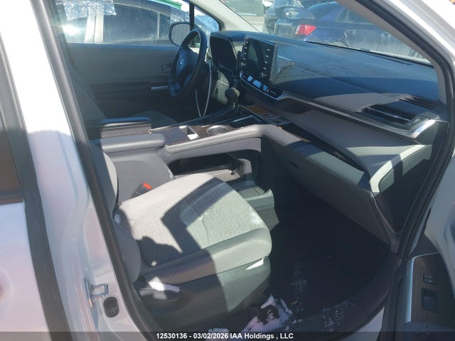 2022 Toyota Sienna მანქანა იყიდება აუქციონზე, vin: 5TDGRKEC3NS098223, აუქციონის ნომერი: 12530136