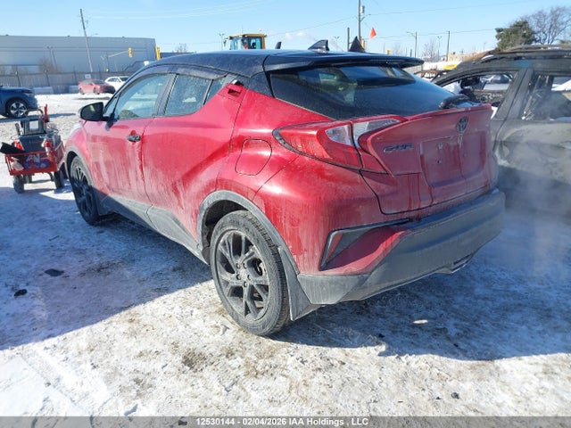 JTNKHMBX8M1102001 Toyota C-hr Xle Premium