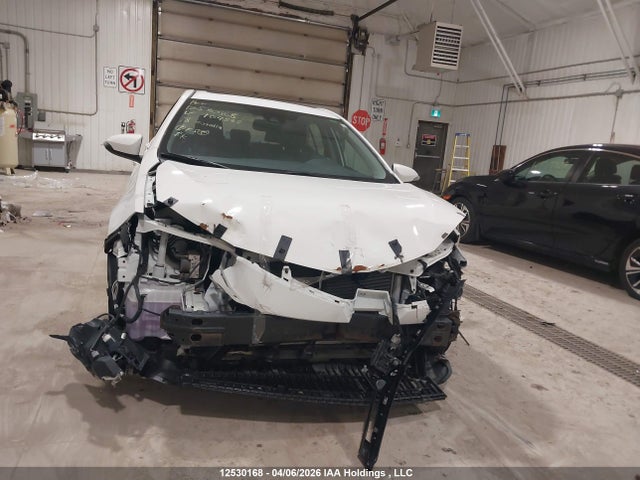12530168 :رقم المزاد ، 2T1BURHE1JC104828 vin ، 2018 Toyota Corolla L/le/xle/se/xse مزاد بيع