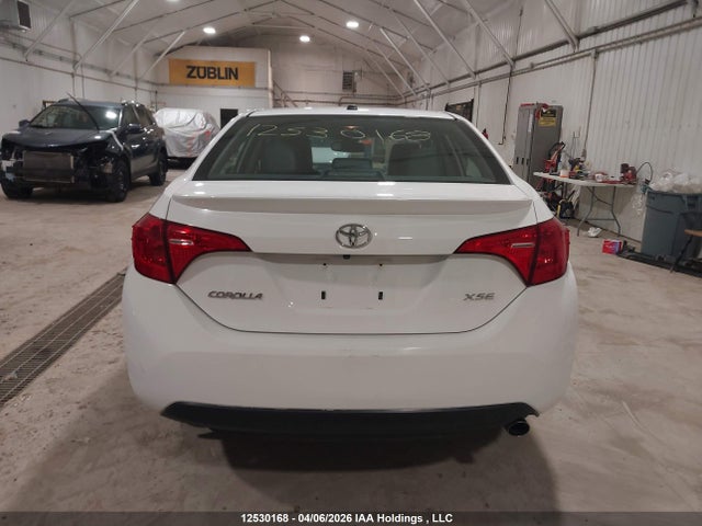 12530168 :رقم المزاد ، 2T1BURHE1JC104828 vin ، 2018 Toyota Corolla L/le/xle/se/xse مزاد بيع