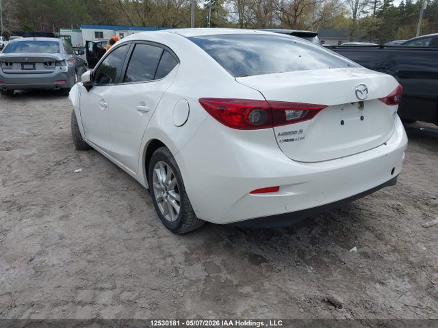 3MZBN1V74JM231453 Mazda MAZDA3