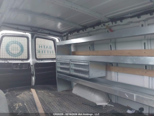 GMC Savana 2500 Work Van 2023 1GTW7AFP4P1152075 Image 8