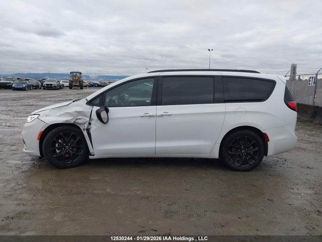 2C4RC1GGXSR601528 Chrysler Pacifica Limited