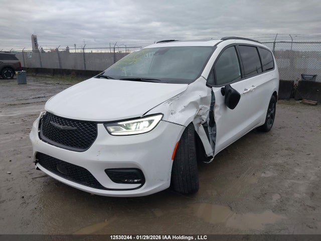 2C4RC1GGXSR601528 Chrysler Pacifica Limited
