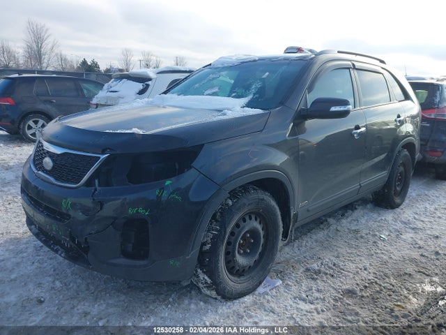 5XYKTDA7XFG576944 KIA Sorento