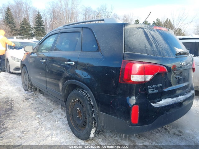 5XYKTDA7XFG576944 KIA Sorento