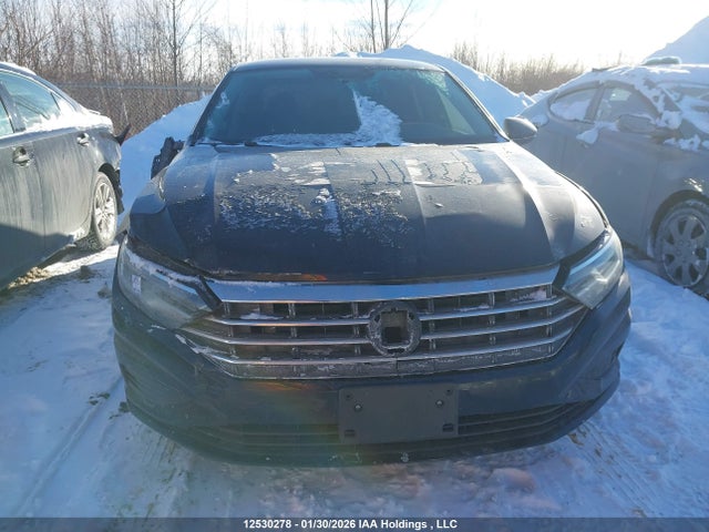 3VWC57BUXMM039573 Volkswagen Jetta Comfortline