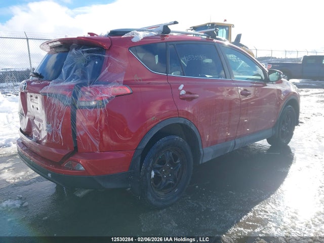 2T3BFREVXHW542858 Toyota RAV4 LE