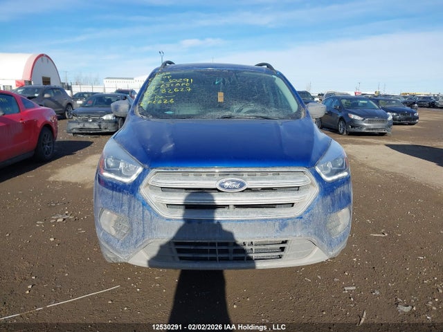 12530291 :رقم المزاد ، 1FMCU9HD0JUC82627 vin ، 2018 Ford Escape Sel مزاد بيع
