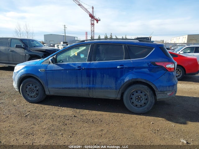 12530291 :رقم المزاد ، 1FMCU9HD0JUC82627 vin ، 2018 Ford Escape Sel مزاد بيع