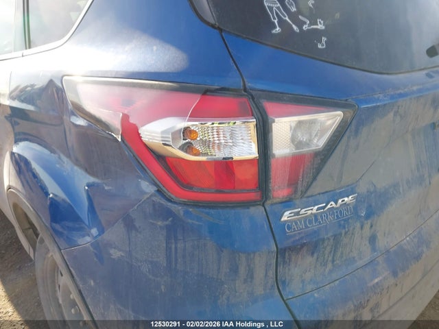 12530291 :رقم المزاد ، 1FMCU9HD0JUC82627 vin ، 2018 Ford Escape Sel مزاد بيع