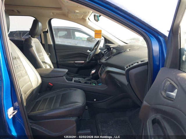 12530291 :رقم المزاد ، 1FMCU9HD0JUC82627 vin ، 2018 Ford Escape Sel مزاد بيع