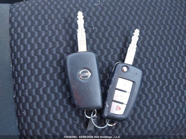 JN1BJ1AV3MW322403 Nissan Qashqai S