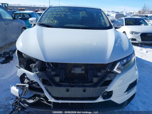 JN1BJ1AV3MW322403 Nissan Qashqai S