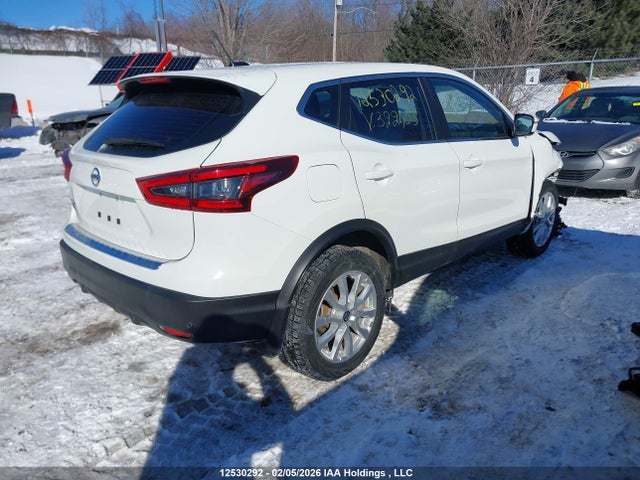 JN1BJ1AV3MW322403 Nissan Qashqai S