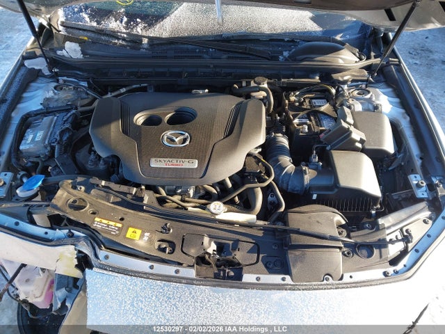 JM1BPBMY8N1513904 Mazda 3 Premium
