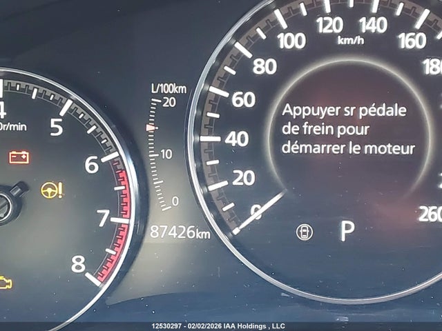 JM1BPBMY8N1513904 Mazda 3 Premium