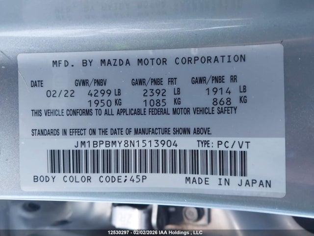 JM1BPBMY8N1513904 Mazda 3 Premium