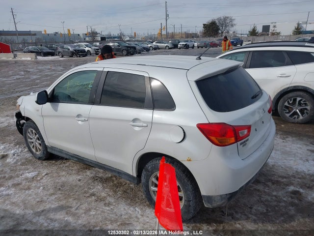 Mitsubishi RVR SE 2014 4A4AJ3AU7EE602823 Image 14